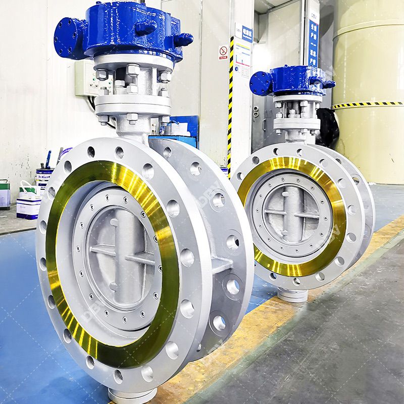 Cryogenic triple offset flanged butterfly valve